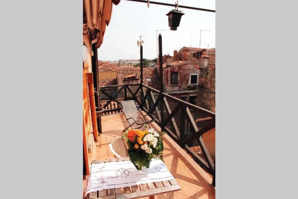 Ferienwohnung Bellissima Casa Vicino Biennale Grande Terrazza ! Venedig Exterior foto